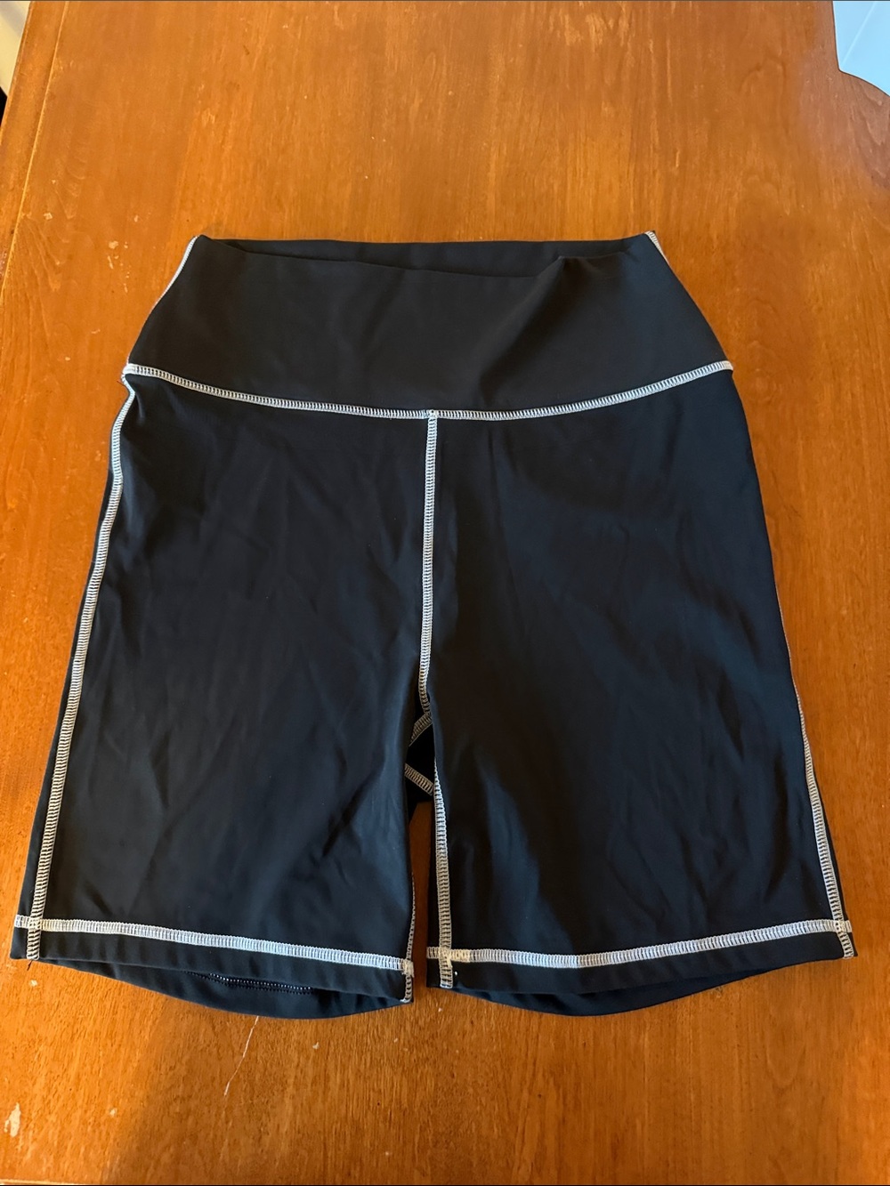 WeWoreWhat Medium Black Biker Shorts